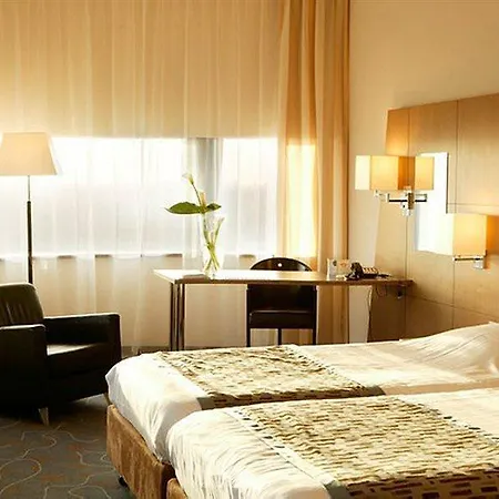 Отель Bilderberg Parkhotel Роттердам