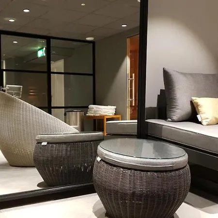 Отель Bilderberg Parkhotel 4*